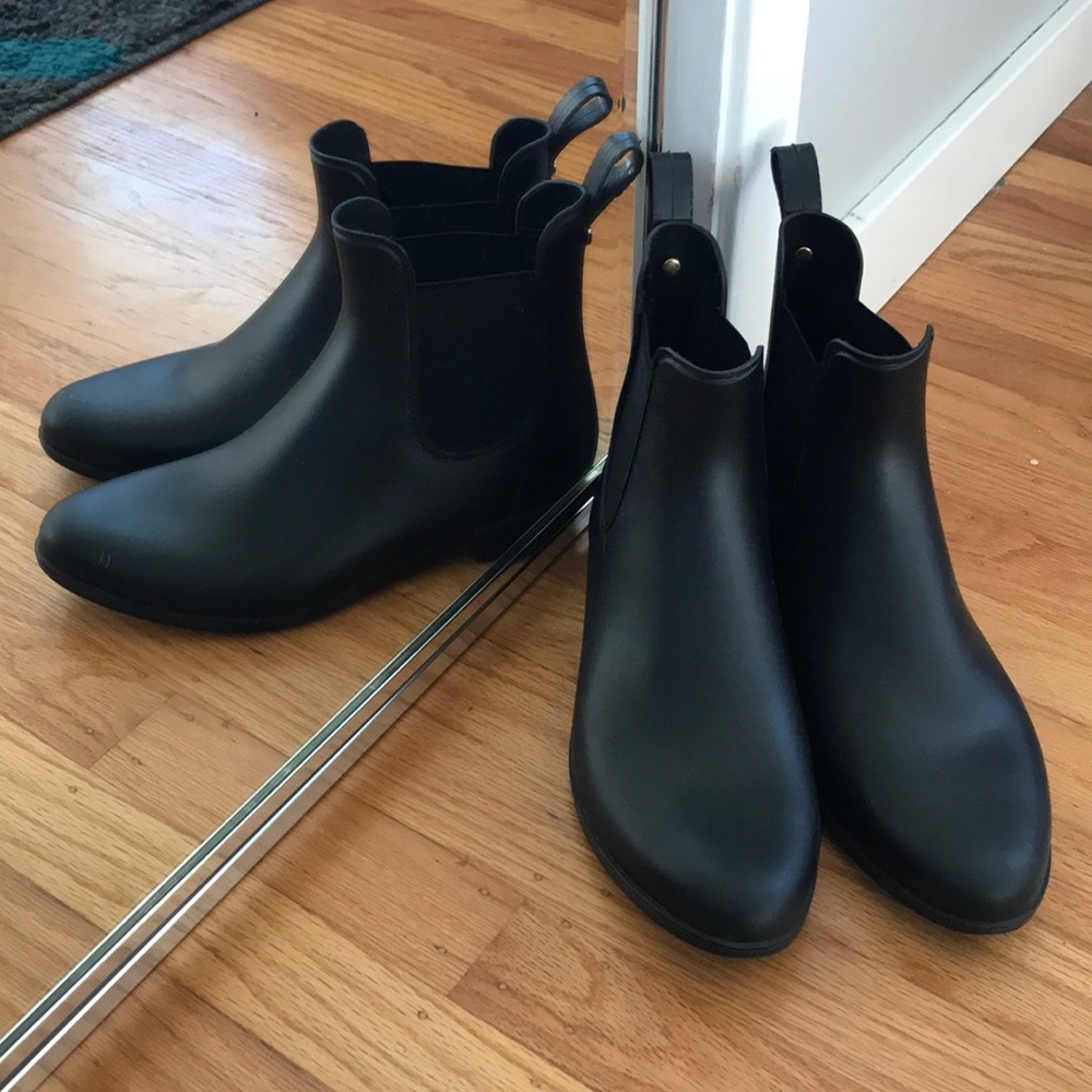 Chelsea Rainboots